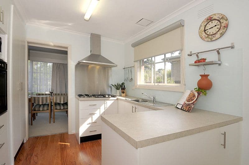 14 Lynn Drive, FERNTREE GULLY VIC 3156, Ferntree Gully - Thumbnail 3