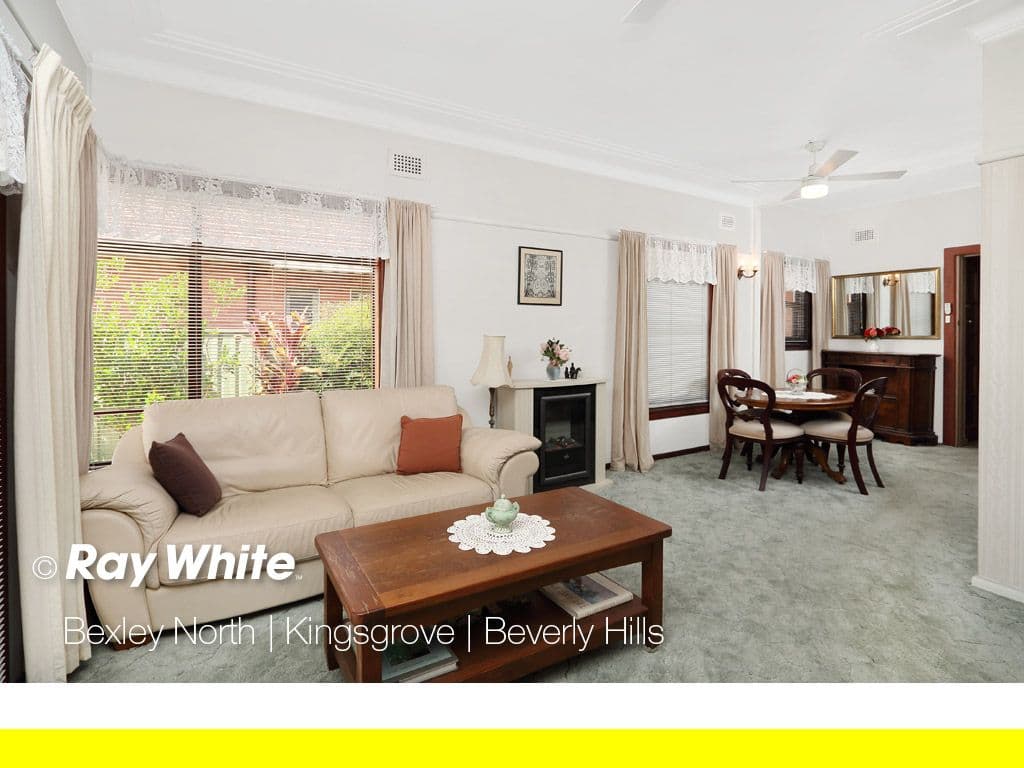 10 Allambee Crescent, Beverly Hills - Thumbnail 2