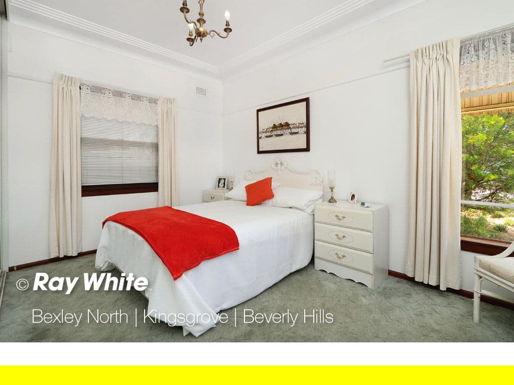 10 Allambee Crescent, Beverly Hills - Thumbnail 5
