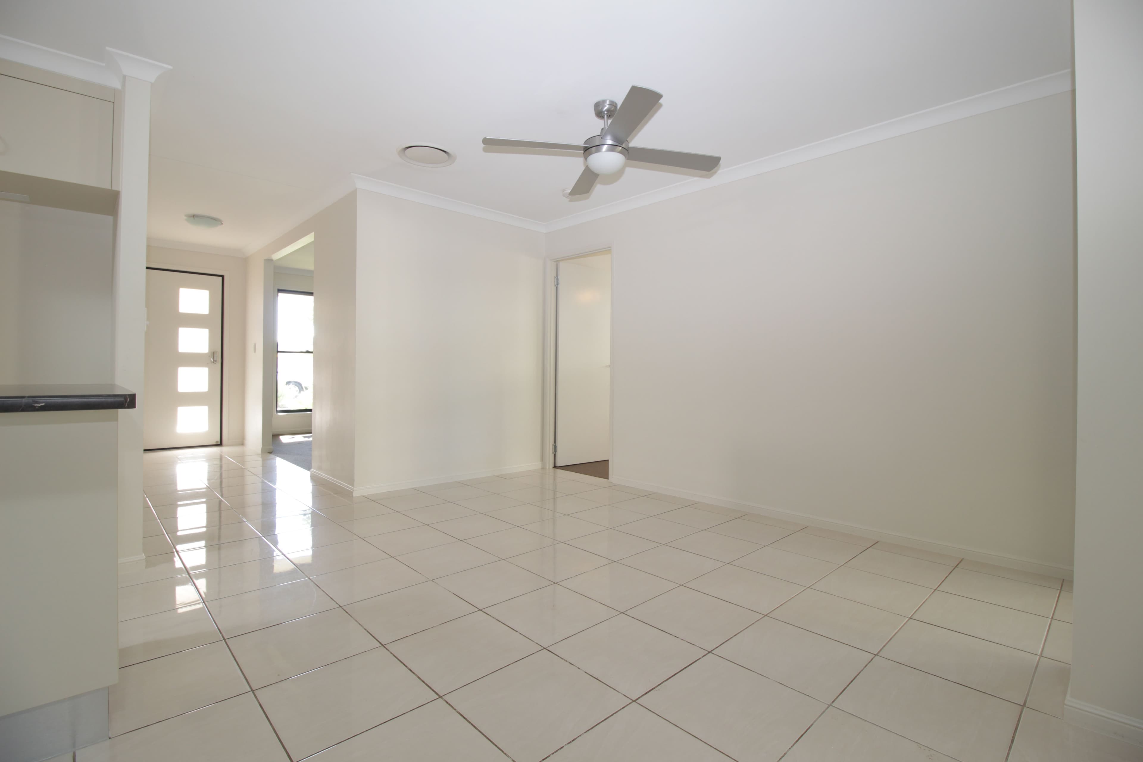 7 Spellman Street, Emerald QLD 4720, Emerald - Thumbnail 6