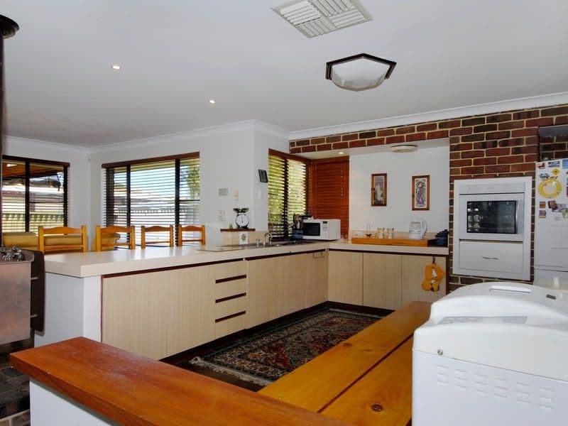 10 Shell Close, COOLOONGUP WA 6168, Cooloongup - Thumbnail 2