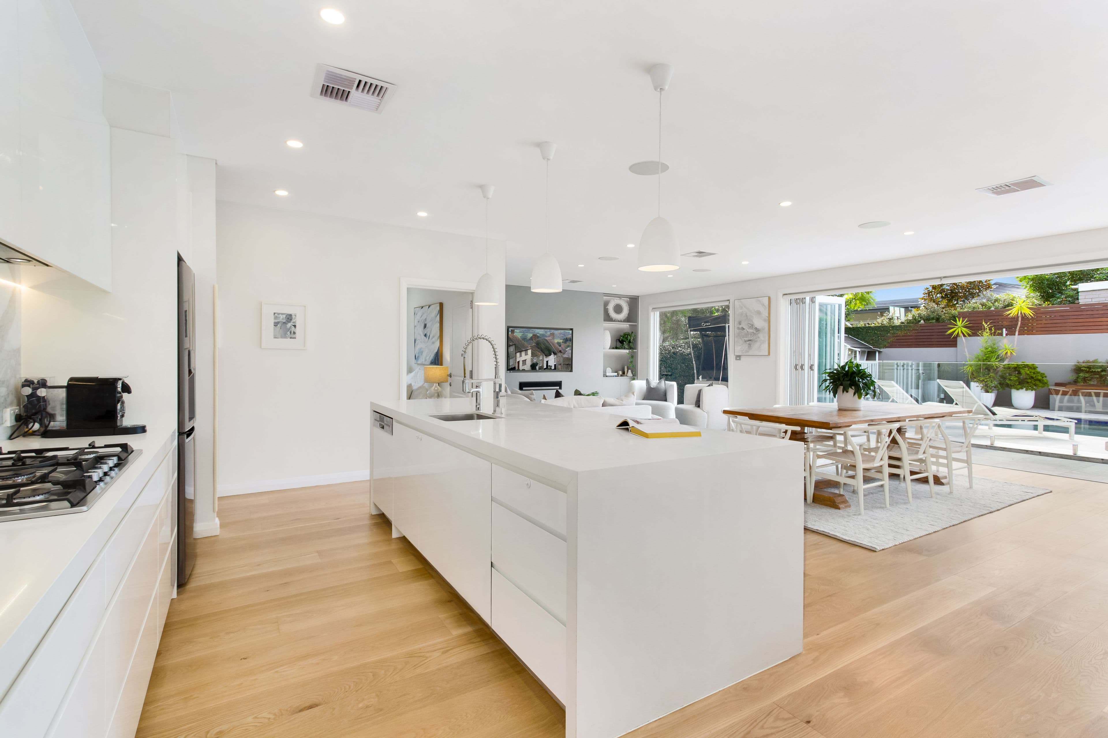 11 Glover Street, Willoughby NSW 2068, North Willoughby - Thumbnail 2