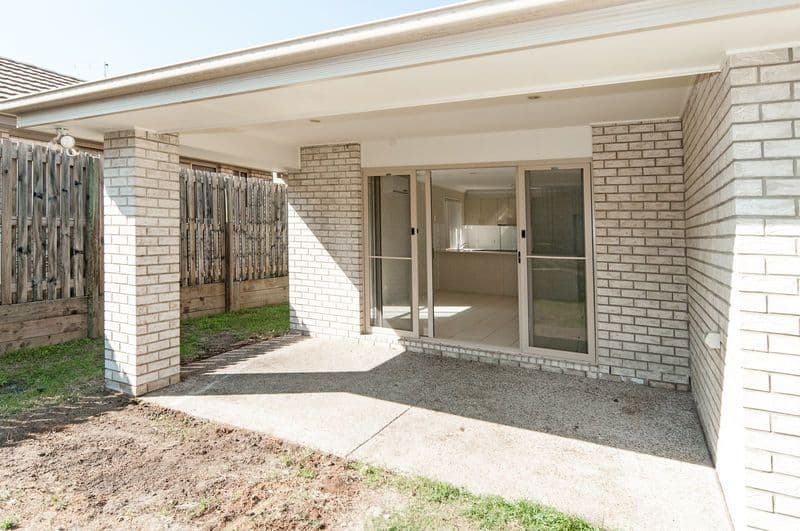 8 Julia Street, BRASSALL QLD 4305, Brassall - Thumbnail 8