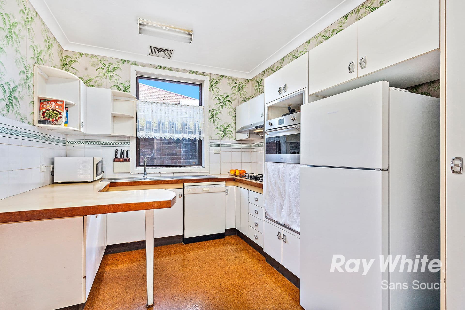 28 Marx Avenue, Beverley Park - Thumbnail 4