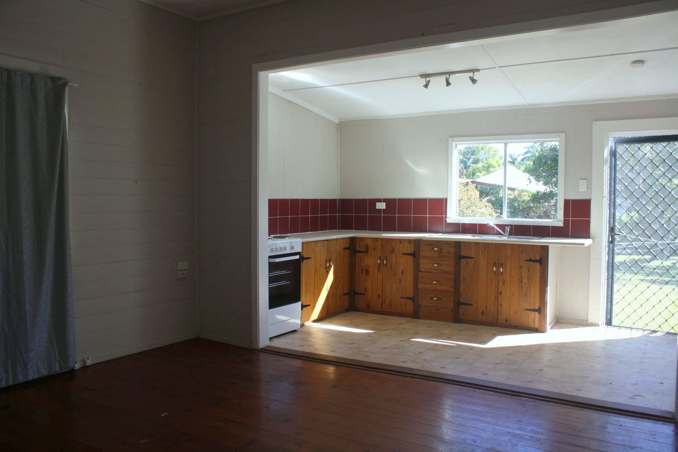 7 Jeffries Street, Yeppoon QLD 4703, Yeppoon - Thumbnail 3