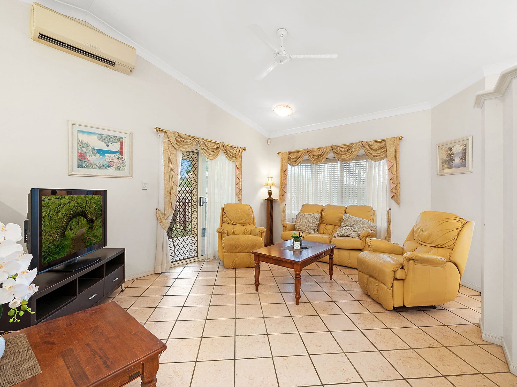 2 Holroyd Court, Mount Sheridan QLD 4868, Mount Sheridan - Thumbnail 3
