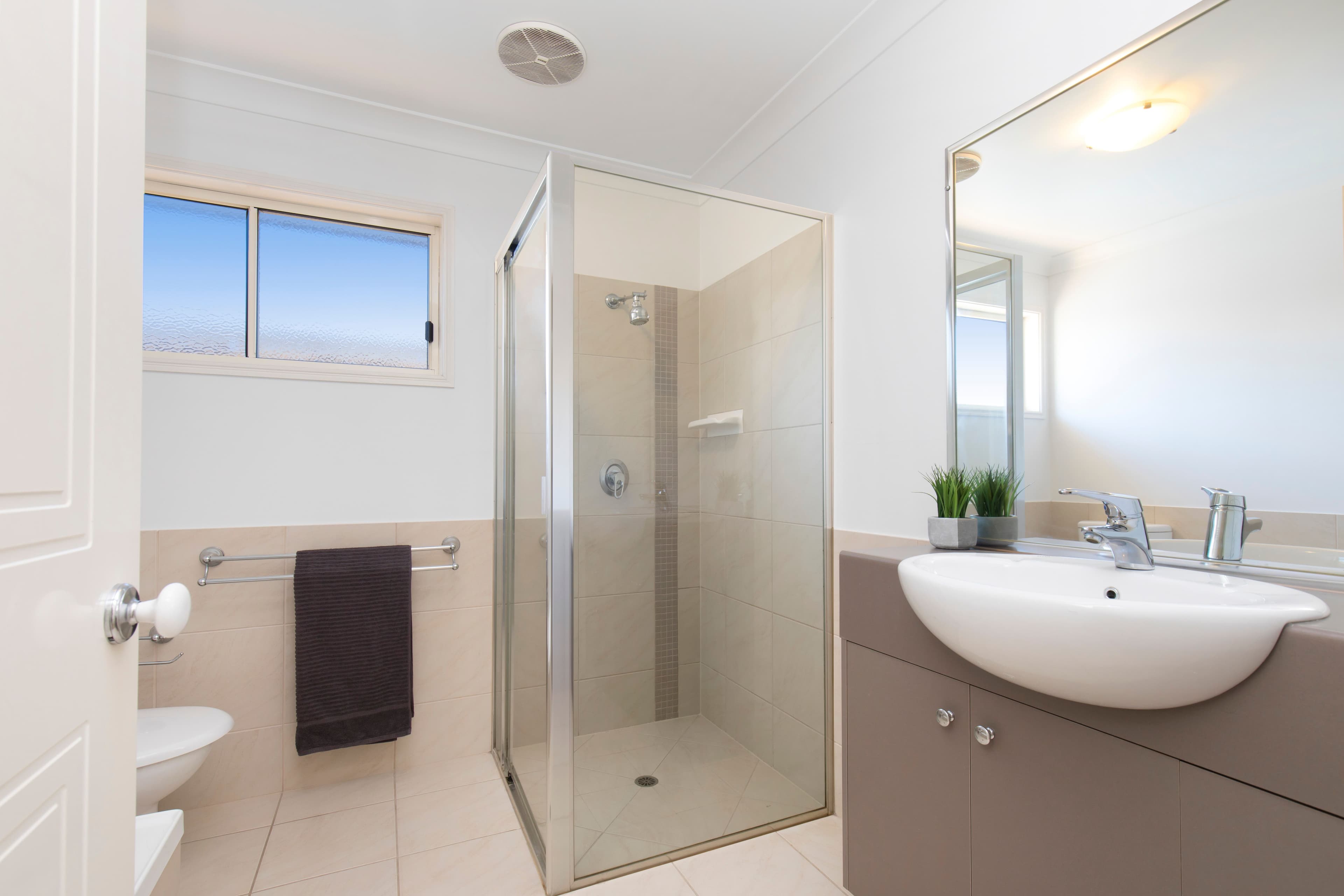 38 Pembroke Street, Carina QLD 4152, Carina - Thumbnail 4