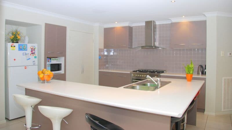 12 Alpine Heath Way, LYNDHURST VIC 3975, Lyndhurst - Thumbnail 2