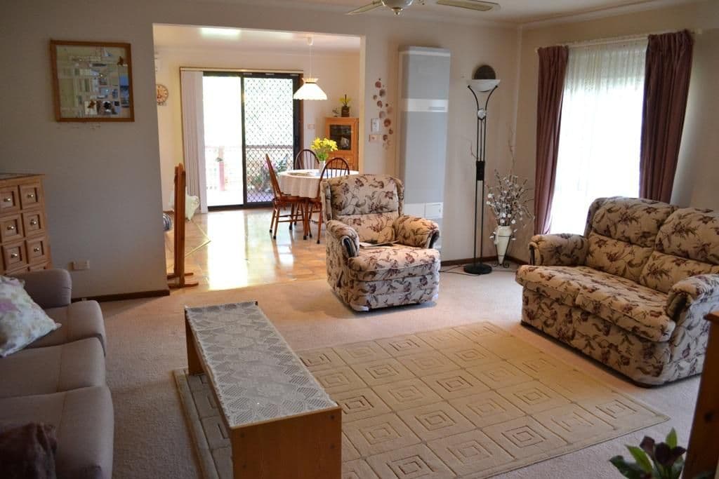 2 Aldridge Drive, SUNBURY VIC 3429, Sunbury - Thumbnail 3