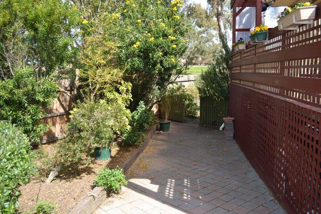 2 Aldridge Drive, SUNBURY VIC 3429, Sunbury - Thumbnail 6