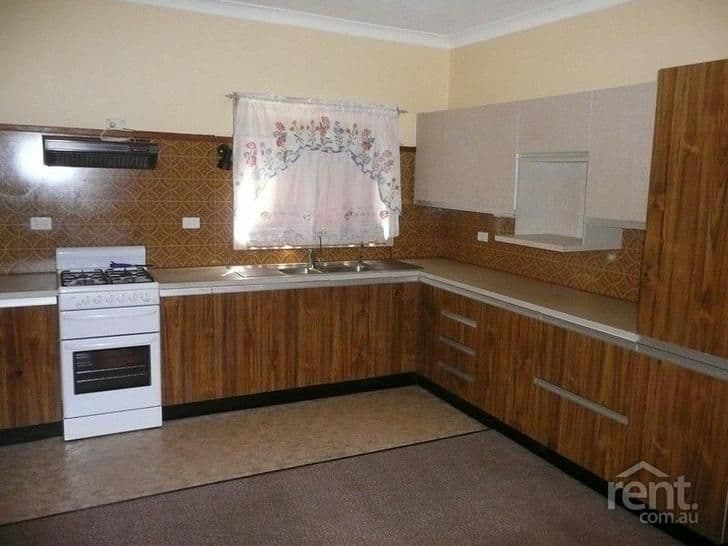 37 Daphne Street, BARRACK HEIGHTS NSW 2528, Barrack Heights - Thumbnail 2