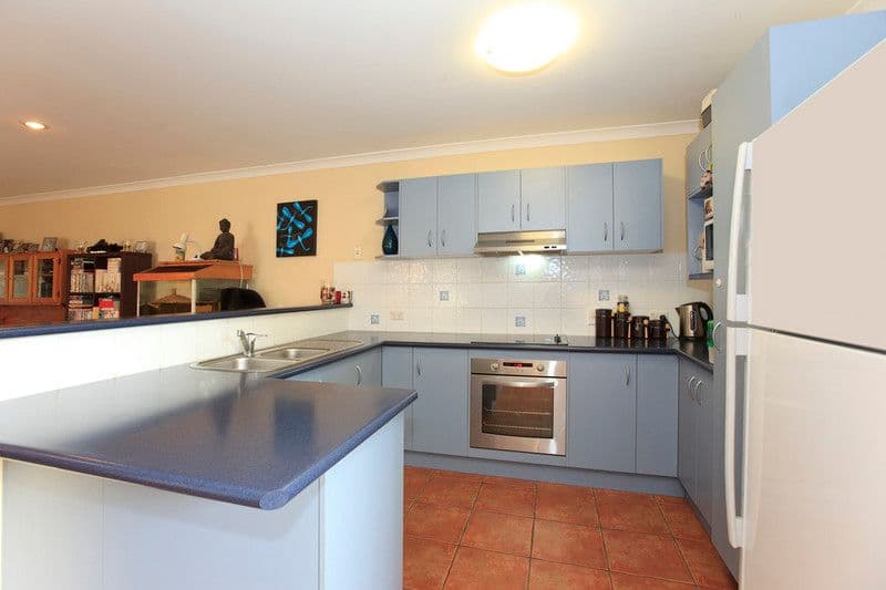 8 Oakwood Court, HEMMANT QLD 4174, Hemmant - Thumbnail 4