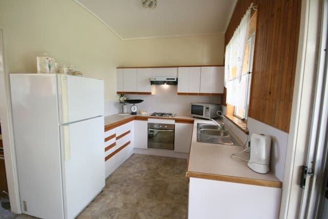 2 Scherer Avenue, COROMANDEL VALLEY SA 5051, Coromandel Valley - Thumbnail 2