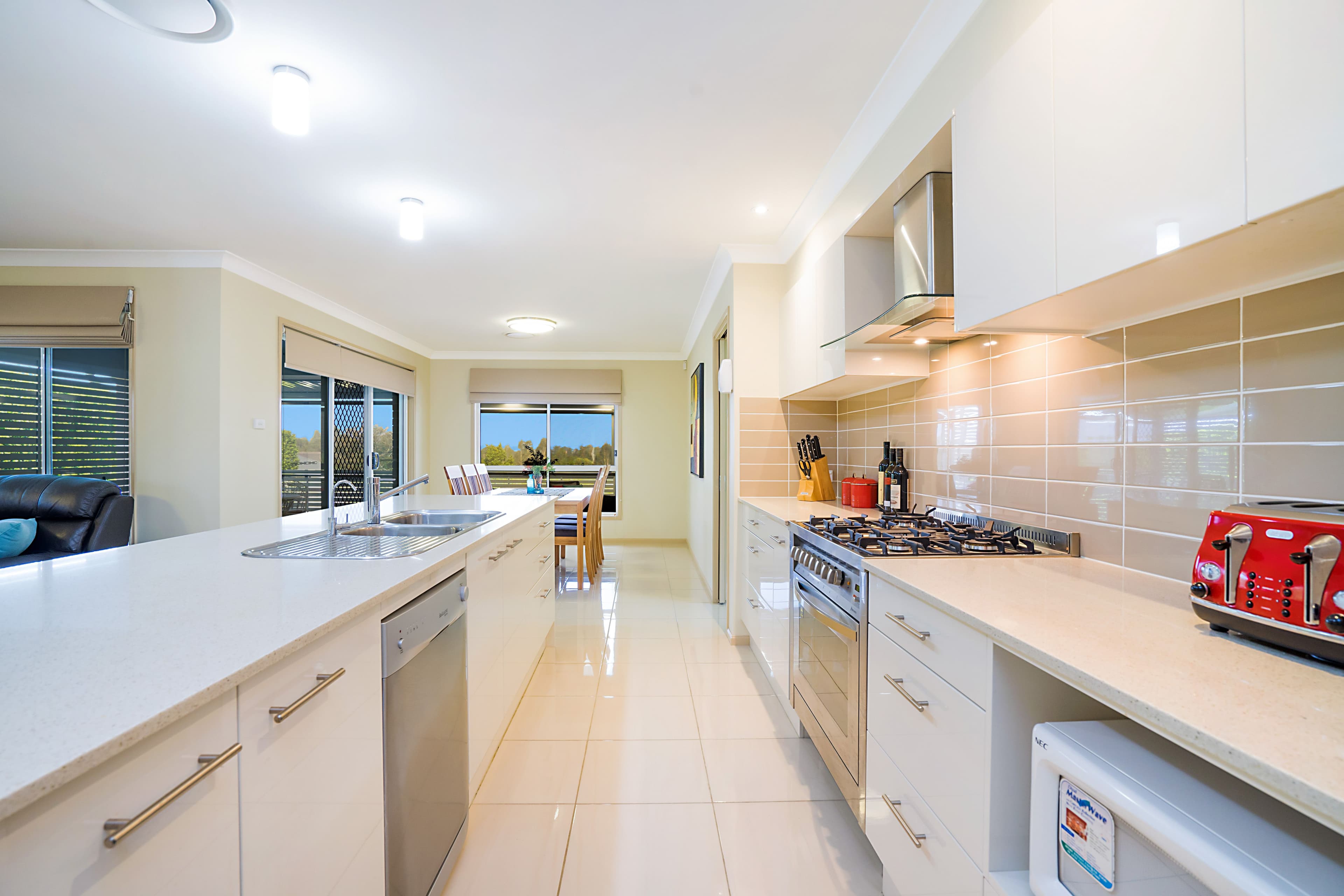 22 Mckeachie Drive, Aberglasslyn - Thumbnail 4