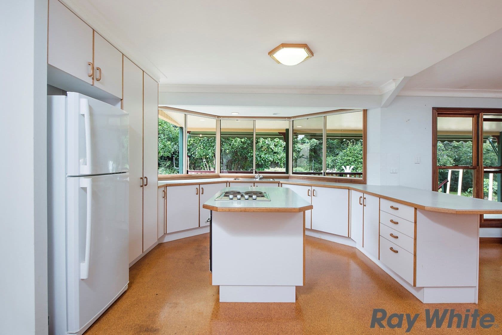 25 Burgess Avenue, Maleny QLD 4552, Maleny - Thumbnail 3