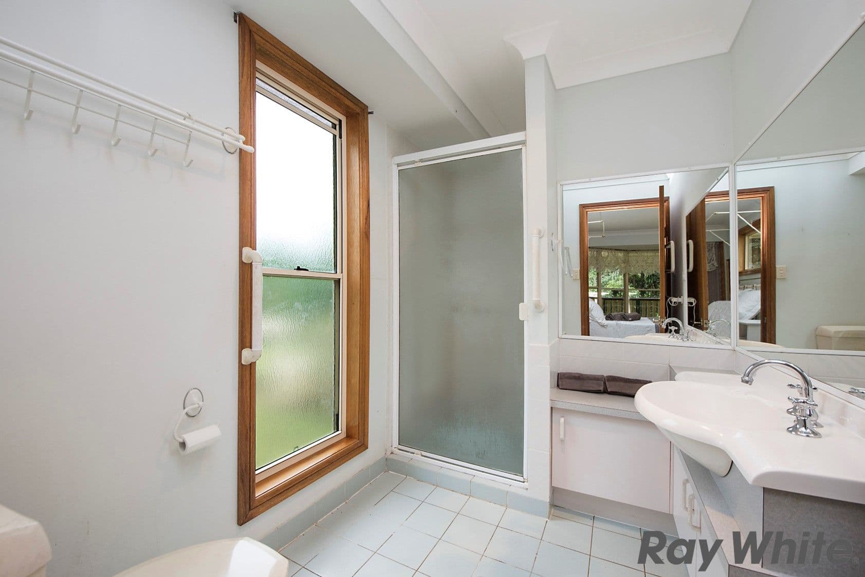25 Burgess Avenue, Maleny QLD 4552, Maleny - Thumbnail 7