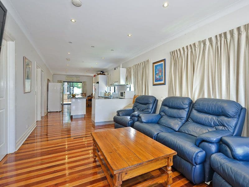 3 Caroline Street, ANNERLEY QLD 4103, Annerley - Thumbnail 2