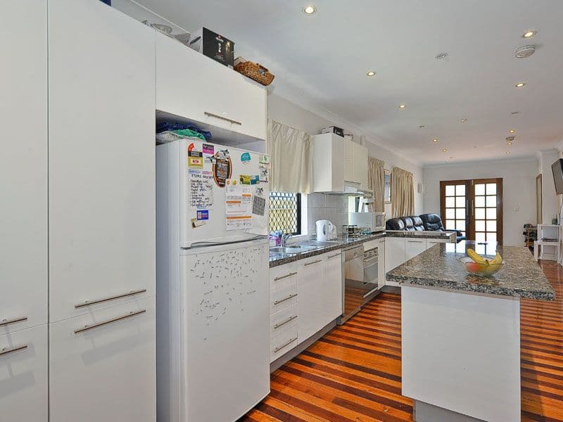 3 Caroline Street, ANNERLEY QLD 4103, Annerley - Thumbnail 3