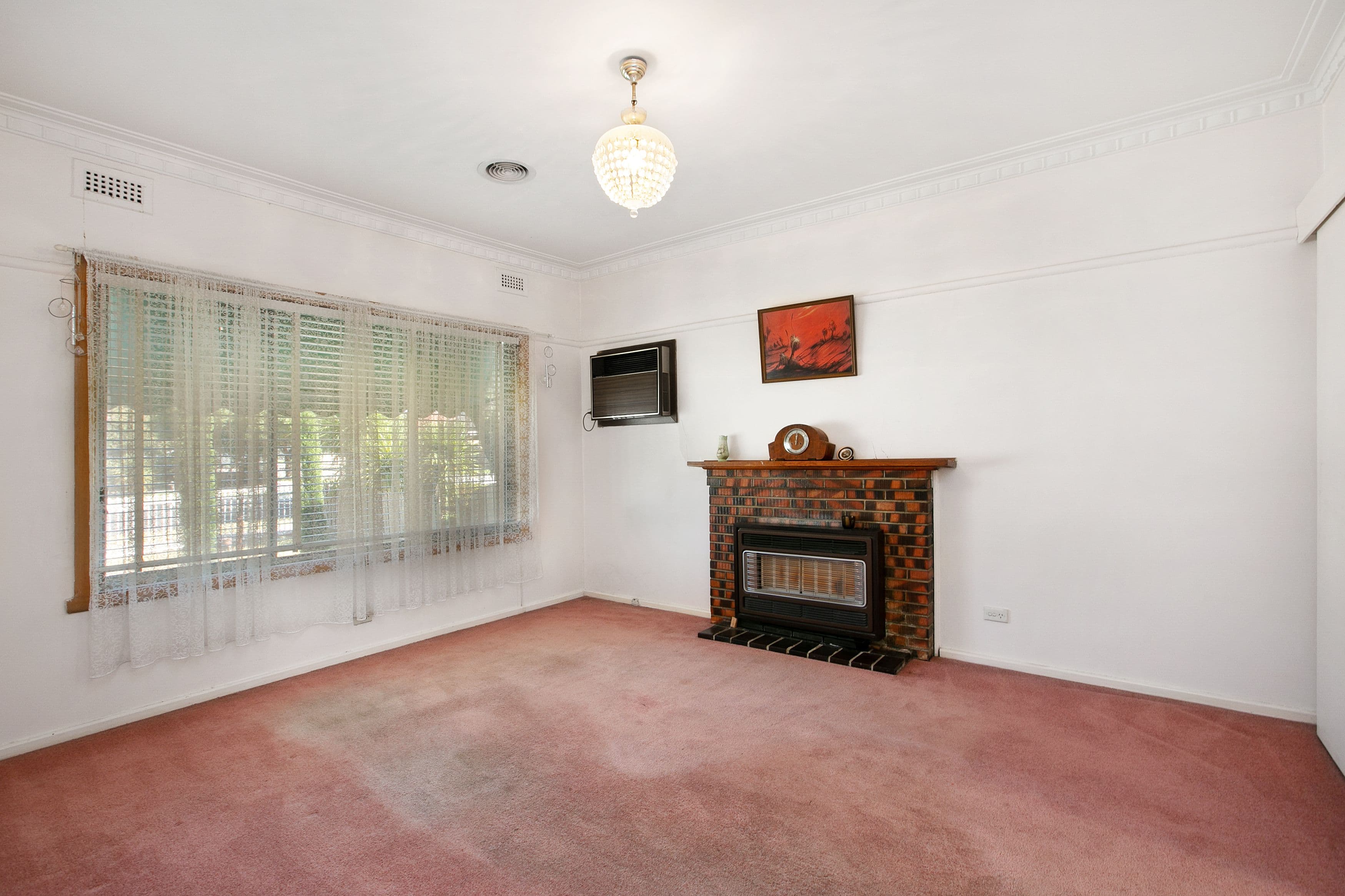 4 Sutherland Street, Hadfield VIC 3046, Hadfield - Thumbnail 5