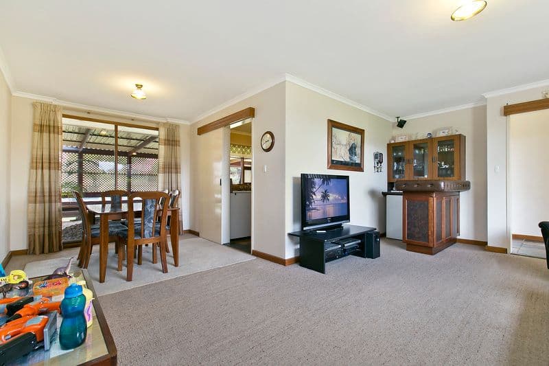 35 Zenobia Crescent, MODBURY NORTH SA 5092, Modbury North - Thumbnail 3