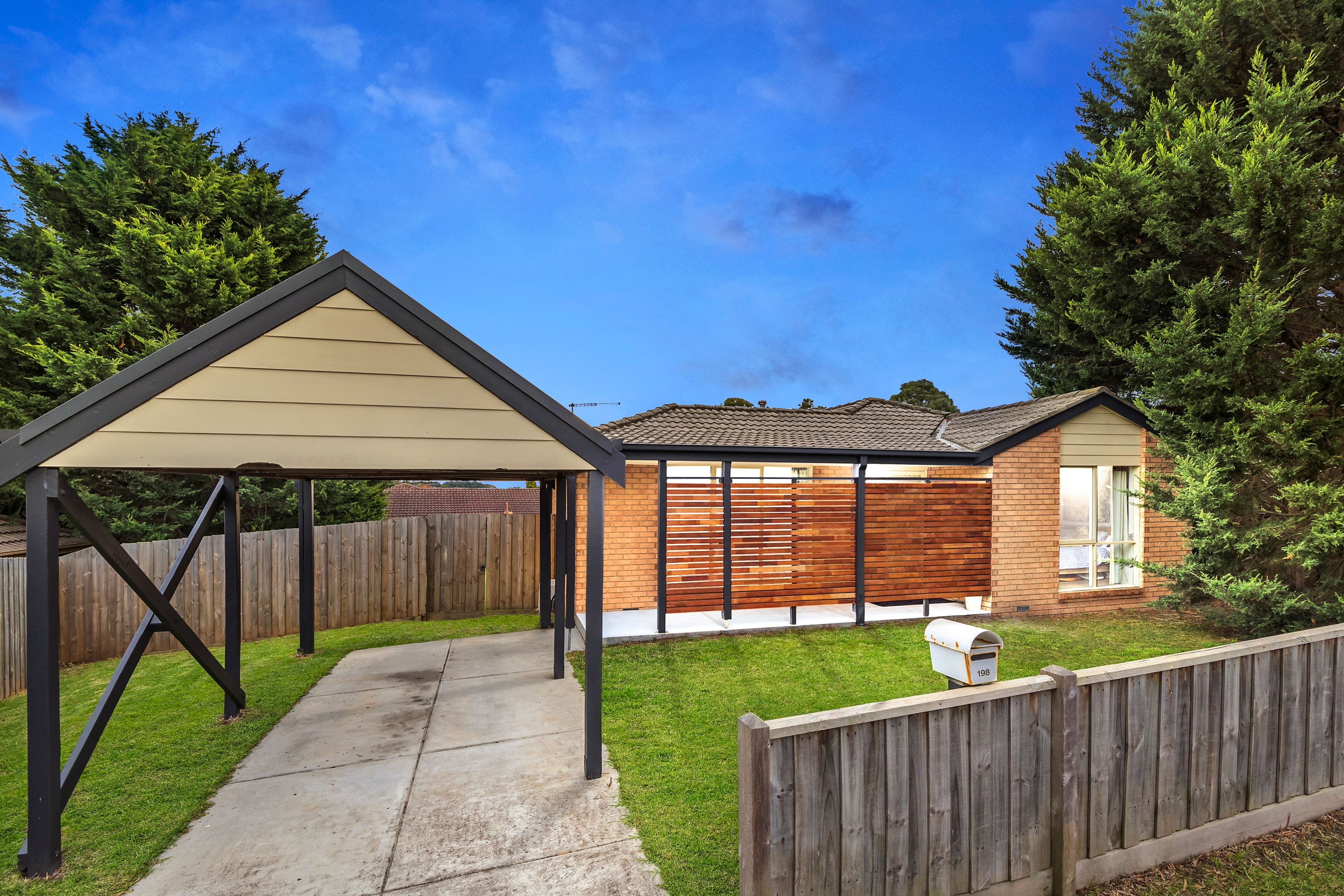 198 Heatherhill Road, Frankston VIC 3199, Frankston - Image 1