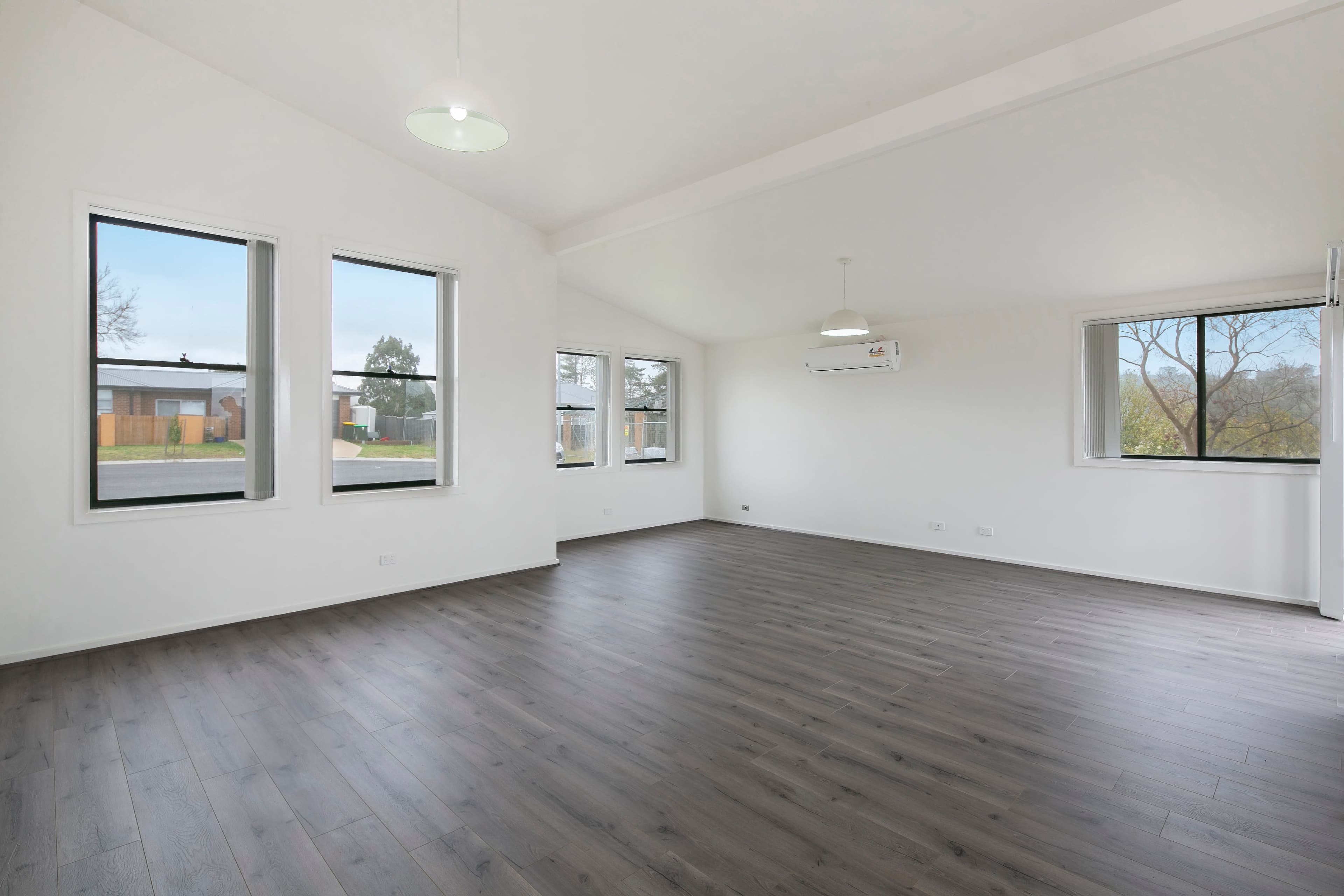 22 Huxtable Place, Goulburn NSW 2580, Goulburn - Thumbnail 3