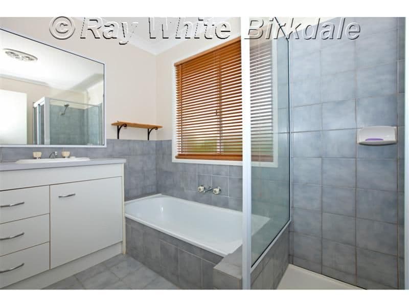 5 Aramac Court, CAPALABA QLD 4157, Capalaba - Thumbnail 8