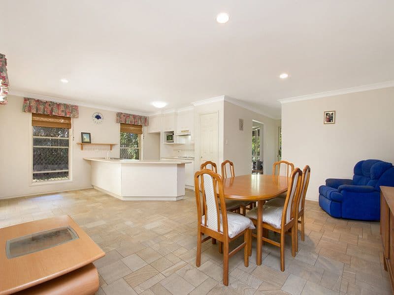 6 Sambit Street, TANAH MERAH QLD 4128, Tanah Merah - Thumbnail 3