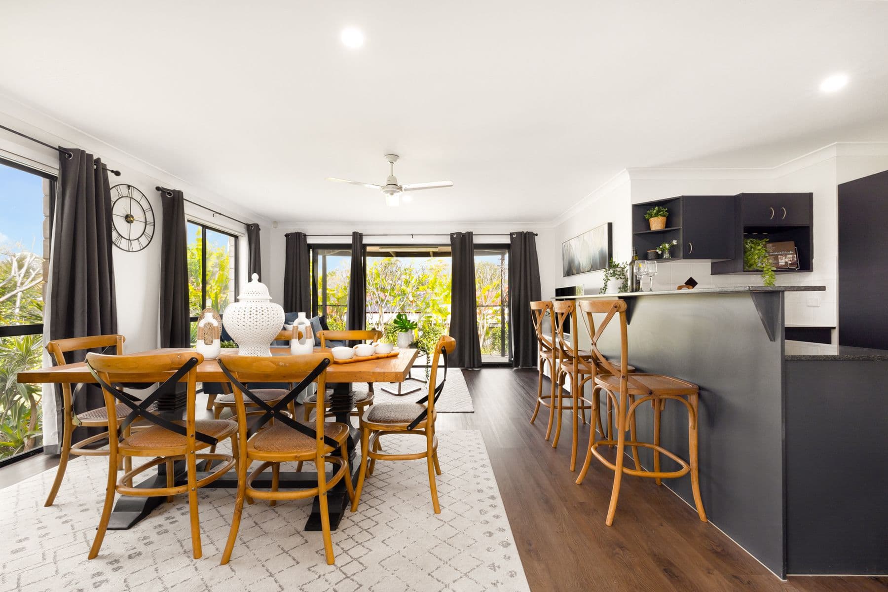 6 Lupus Street, Hillcrest QLD 4118, Hillcrest - Thumbnail 2