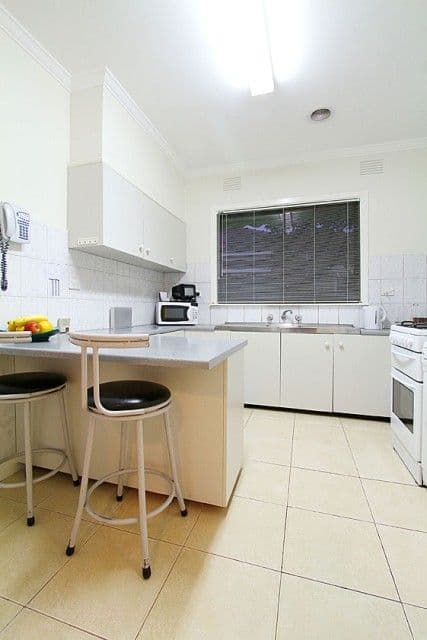 38 Orrong Avenue, RESERVOIR VIC 3073, Reservoir - Thumbnail 7