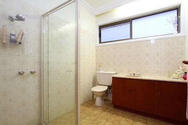 38 Orrong Avenue, RESERVOIR VIC 3073, Reservoir - Thumbnail 8
