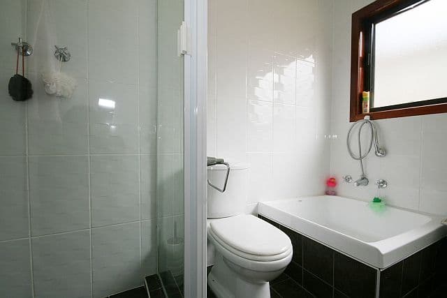 56 Noble Avenue, GREENACRE NSW 2190, Greenacre - Thumbnail 5