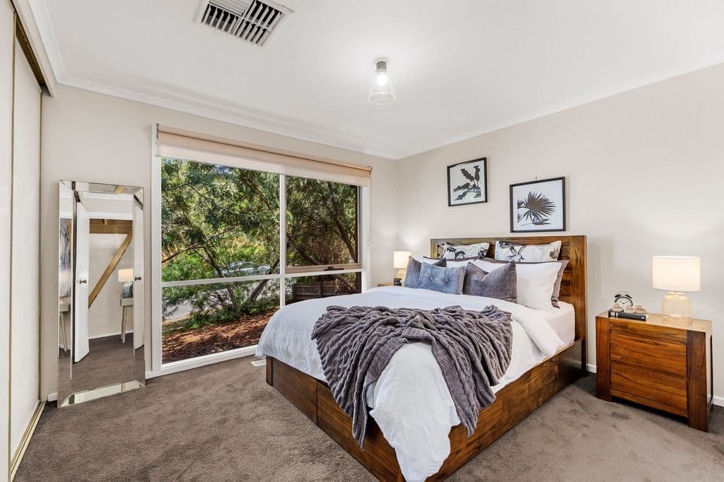 20 Lesay Drive, SAINT HELENA VIC 3088, St Helena - Thumbnail 3