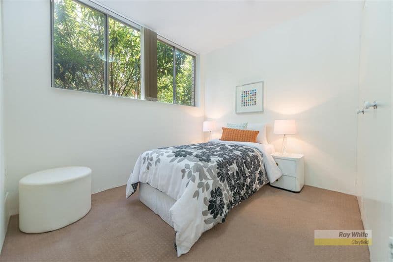 33 Oliver Street, NUNDAH QLD 4012, Nundah - Thumbnail 6