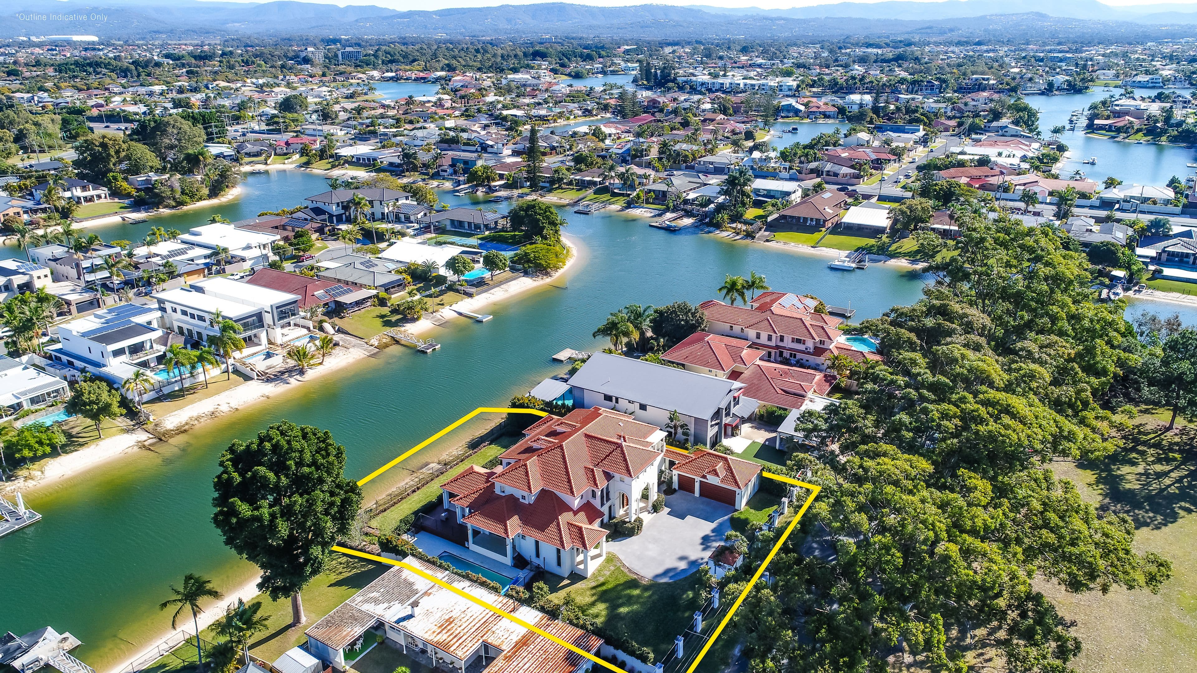 46-48 Moana Park Avenue, Broadbeach Waters QLD 4218, Broadbeach Waters - Thumbnail 2