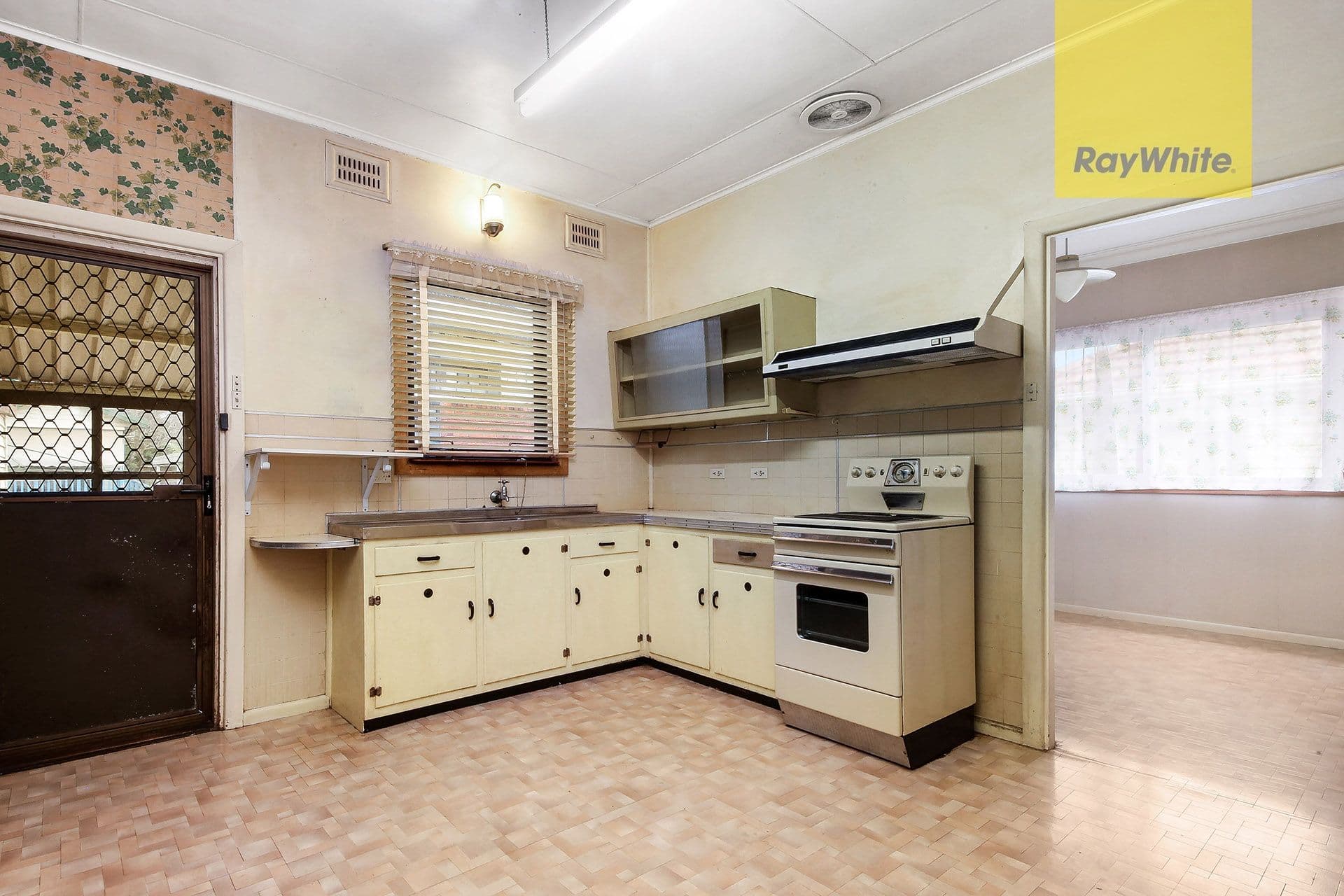 50 Essington Street, Wentworthville NSW 2145, Wentworthville - Thumbnail 4