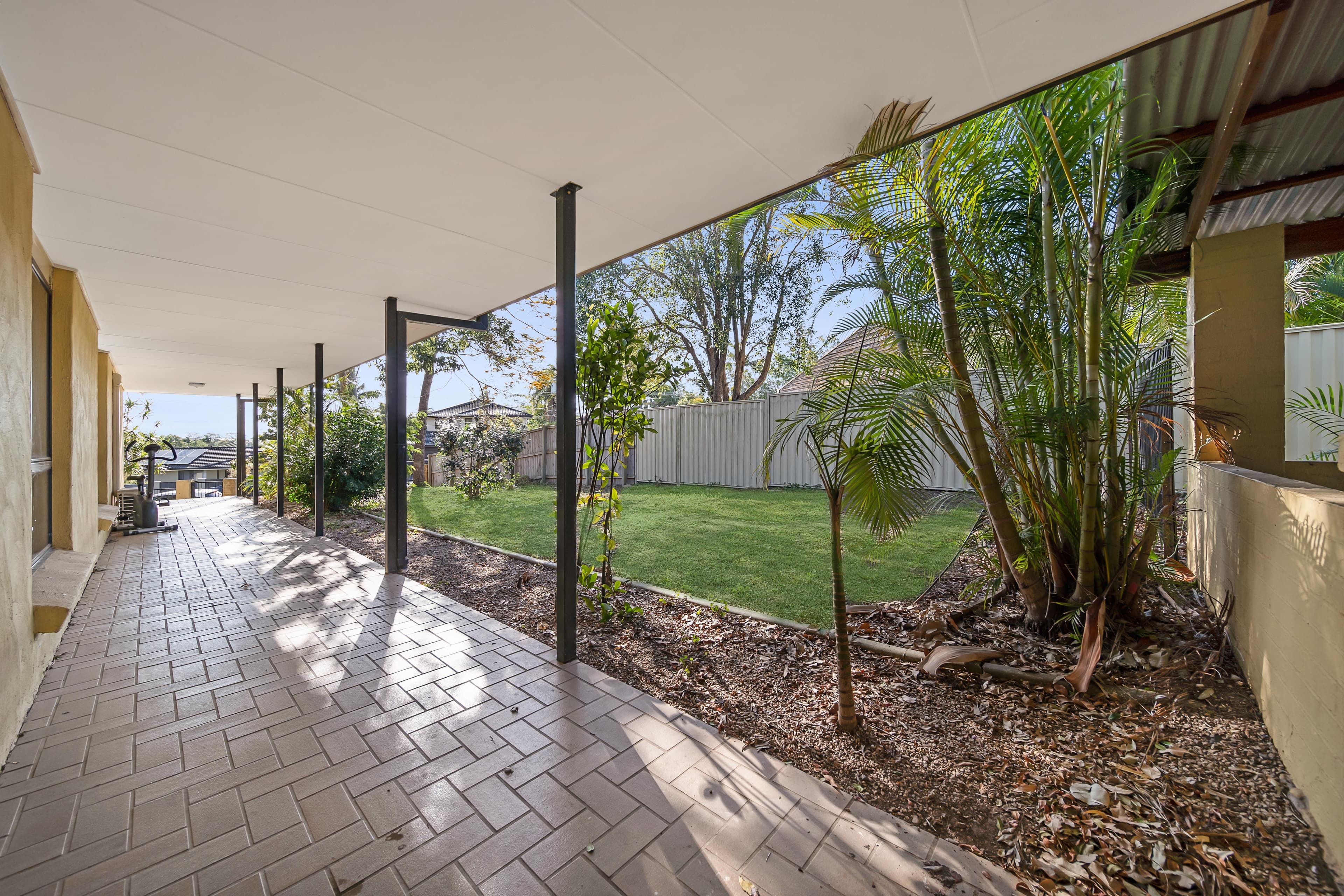 27 Trinette Street, Shailer Park QLD 4128, Shailer Park - Thumbnail 2