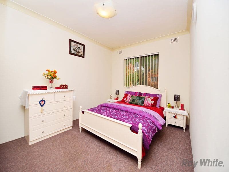 21 Parkes Street, HARRIS PARK NSW 2150, Harris Park - Thumbnail 4