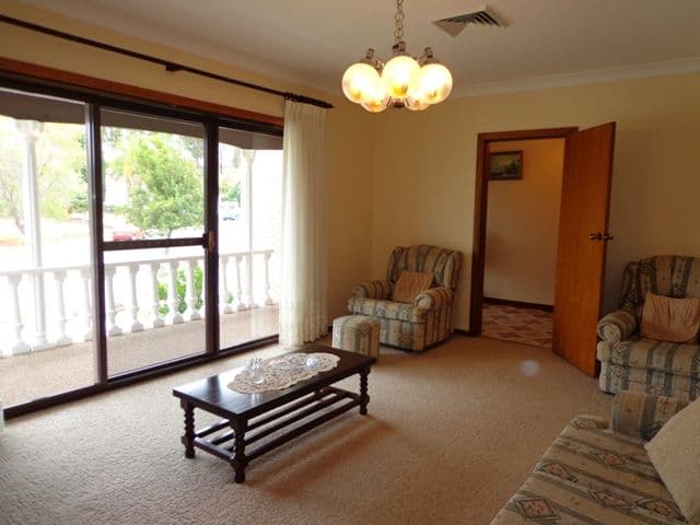 7 Curran Street, PRAIRIEWOOD NSW 2176, Prairiewood - Thumbnail 2