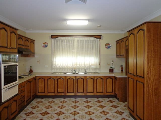 7 Curran Street, PRAIRIEWOOD NSW 2176, Prairiewood - Thumbnail 4