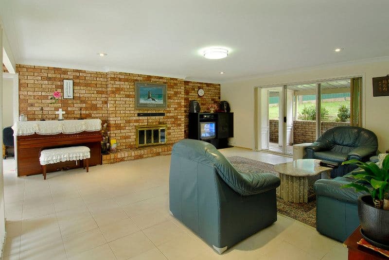 110 Cropley Drive, BAULKHAM HILLS NSW 2153, Baulkham Hills - Thumbnail 2