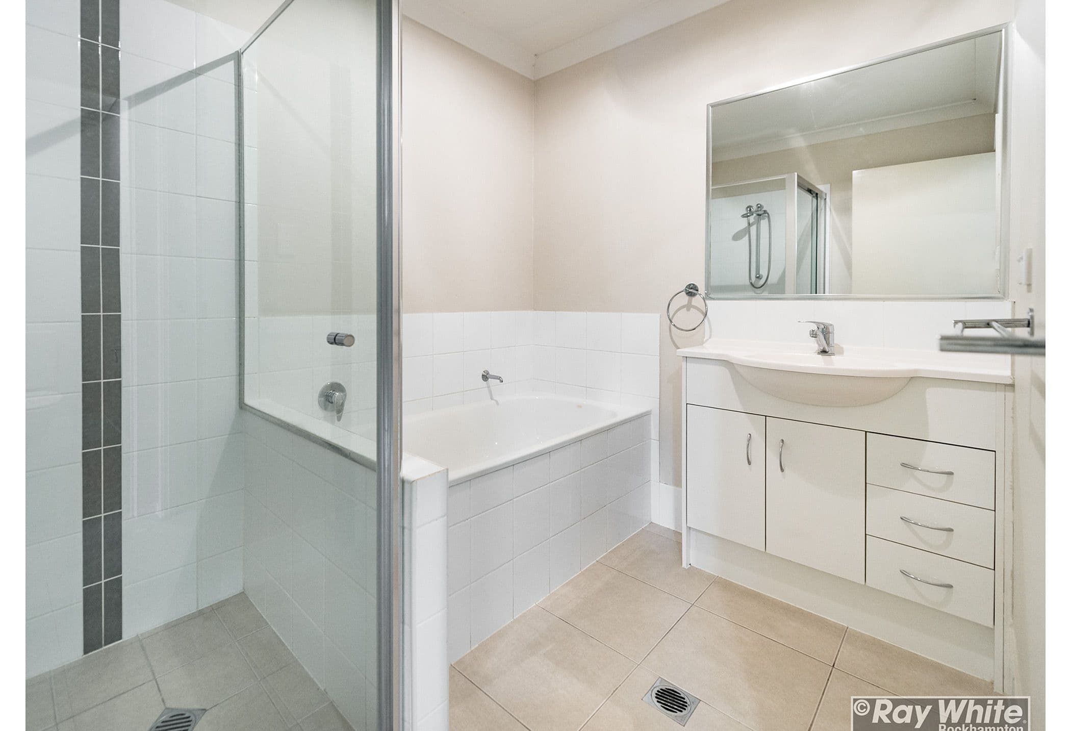83 Victoria Street, Gracemere QLD 4702, Gracemere - Thumbnail 4