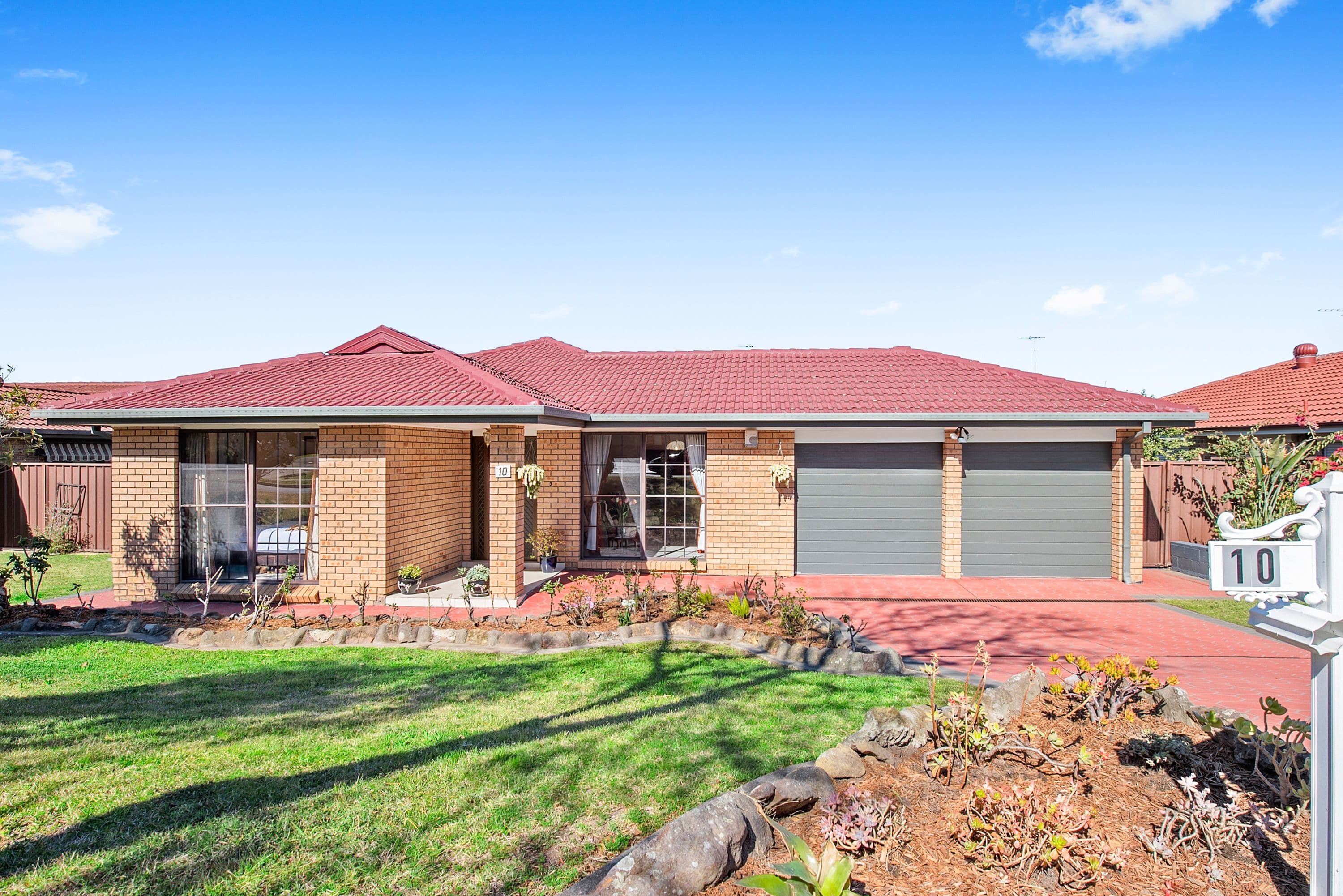 10 Hinkler Place, Doonside - Image 1