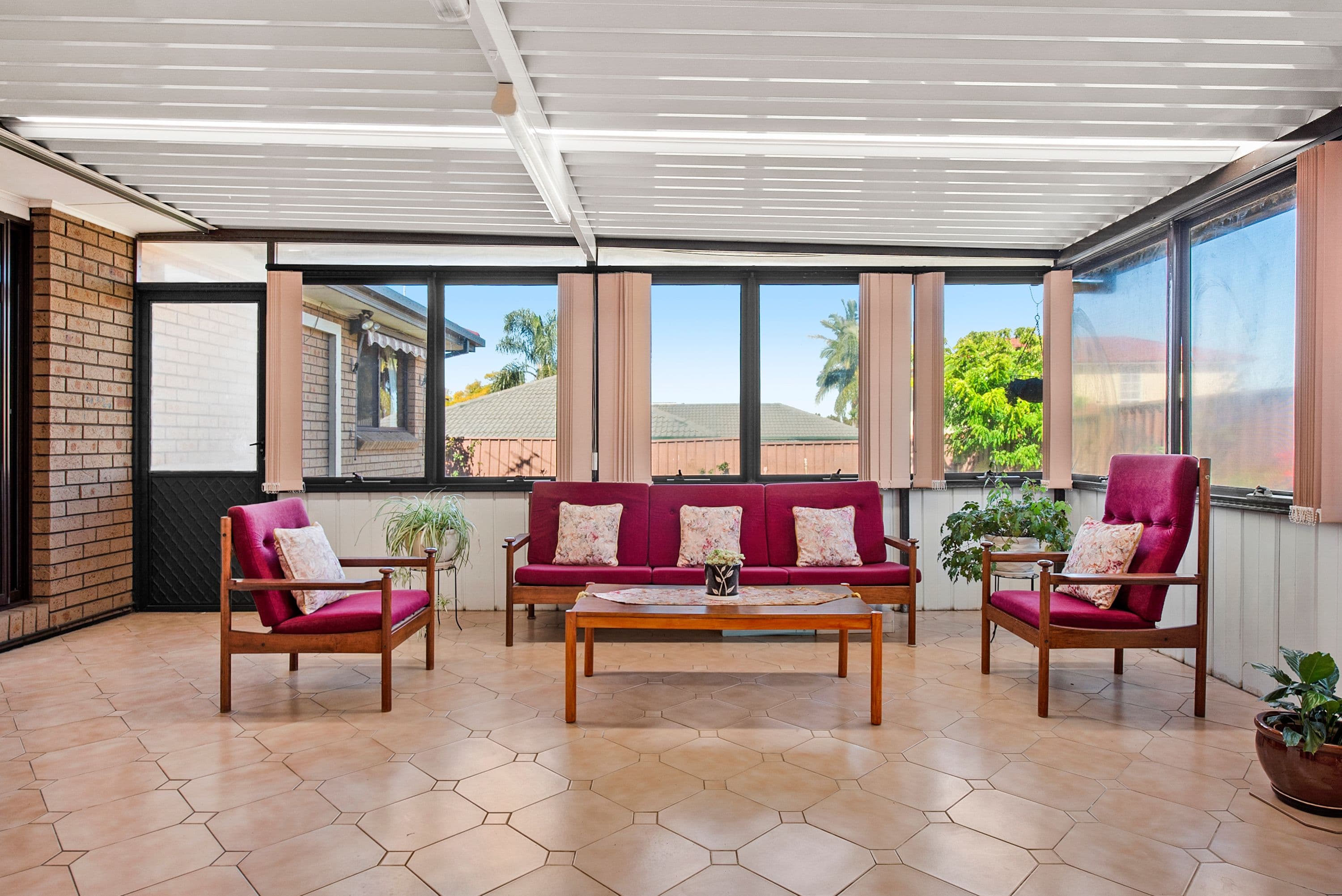 10 Hinkler Place, Doonside - Thumbnail 8