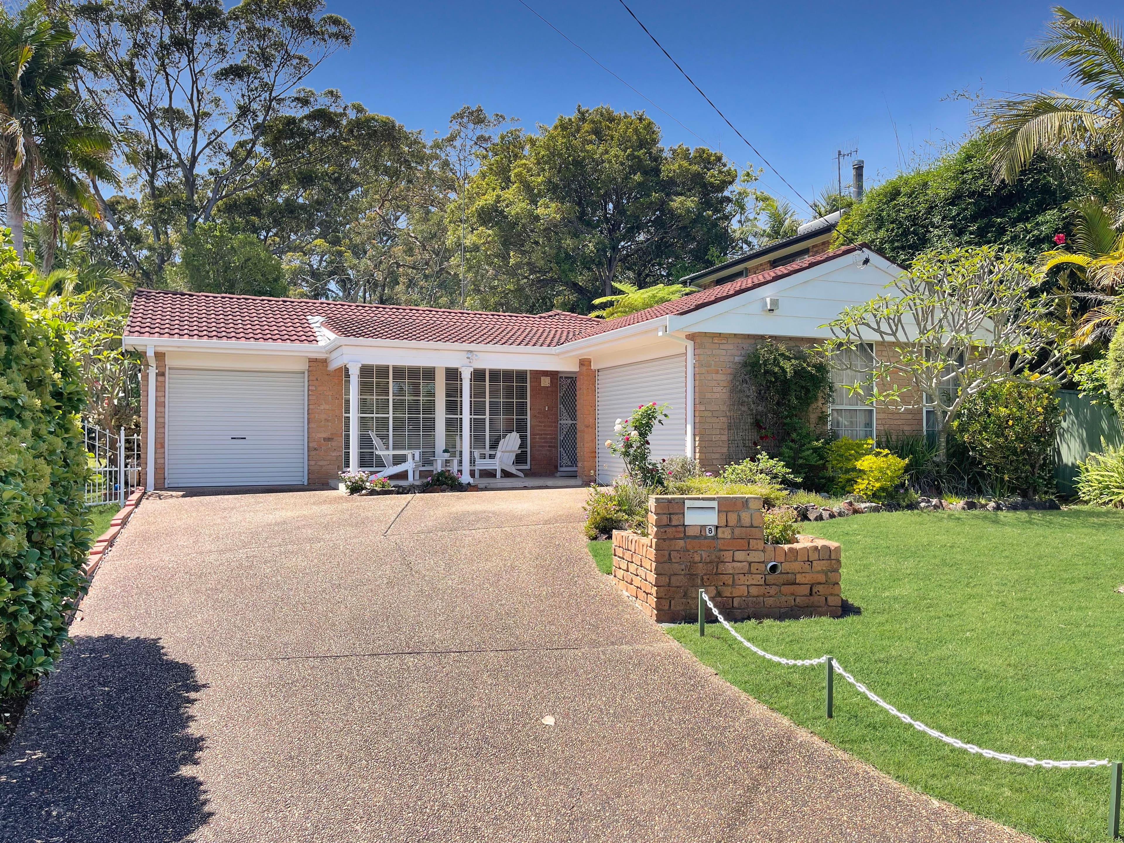 8 Compass Close, Bateau Bay NSW 2261, Bateau Bay - Image 1