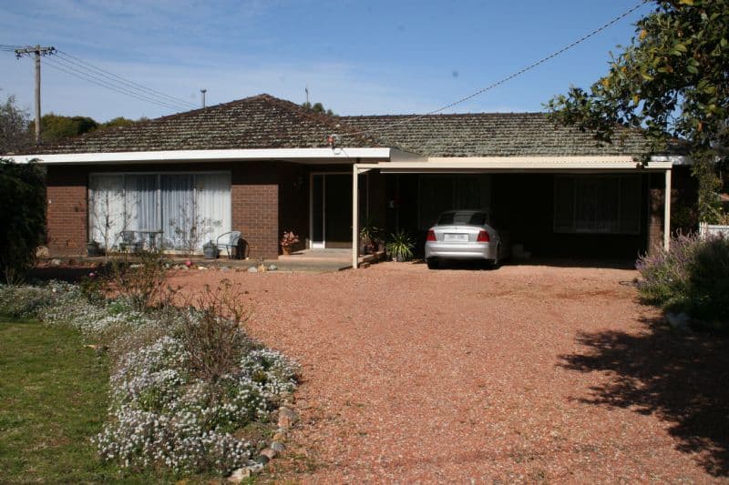 21 Diggora Road, ROCHESTER VIC 3561, Rochester - Image 1