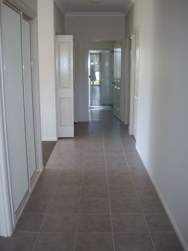 24 Murray, Pittsworth QLD 4356, Pittsworth - Thumbnail 2