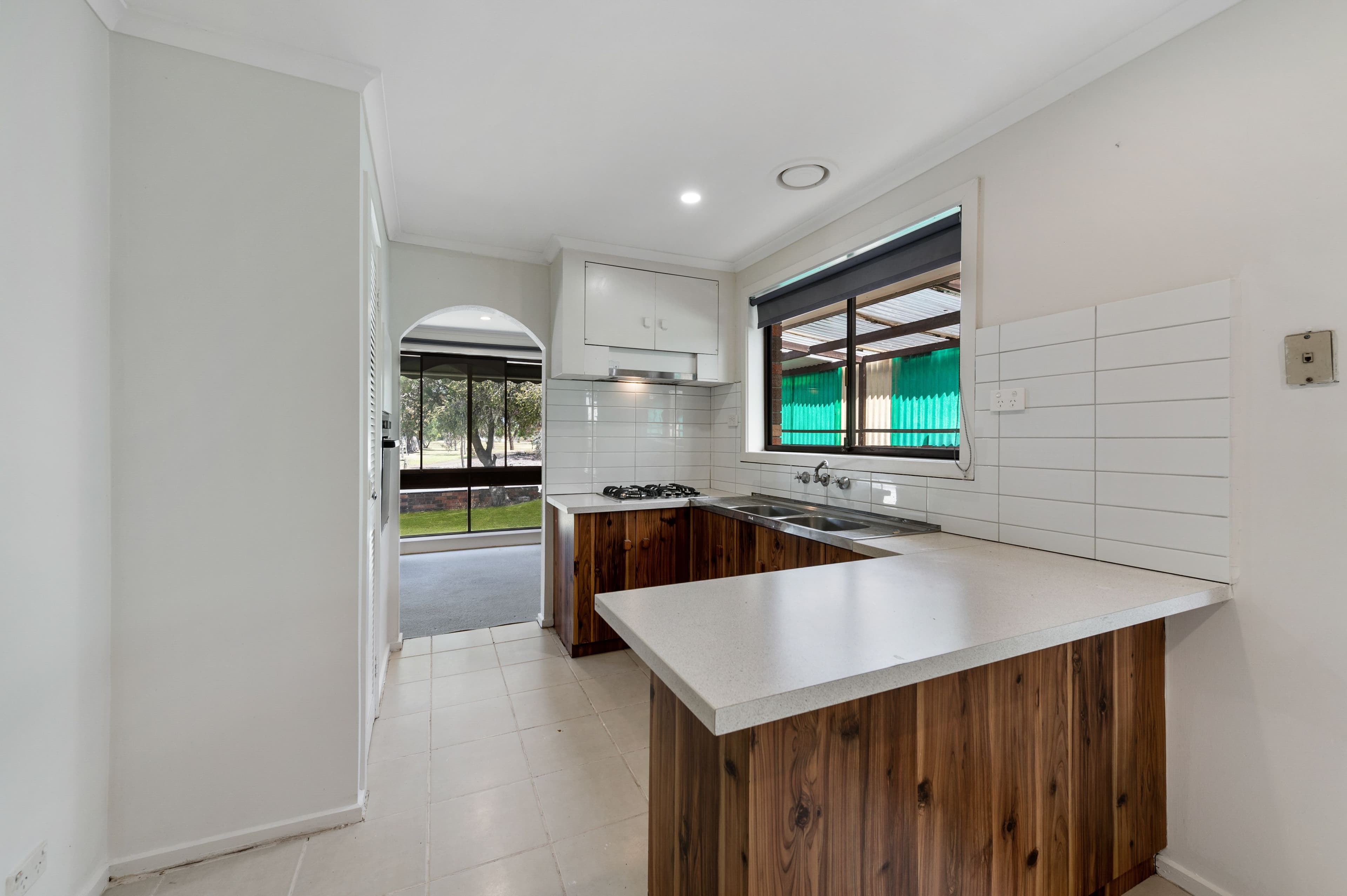 16 Kinterbury Drive, Kings Park VIC 3021, Kings Park - Thumbnail 7