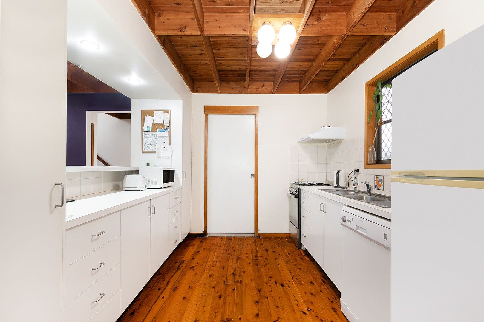 44 Graceville Avenue, Graceville QLD 4075, Graceville - Thumbnail 2