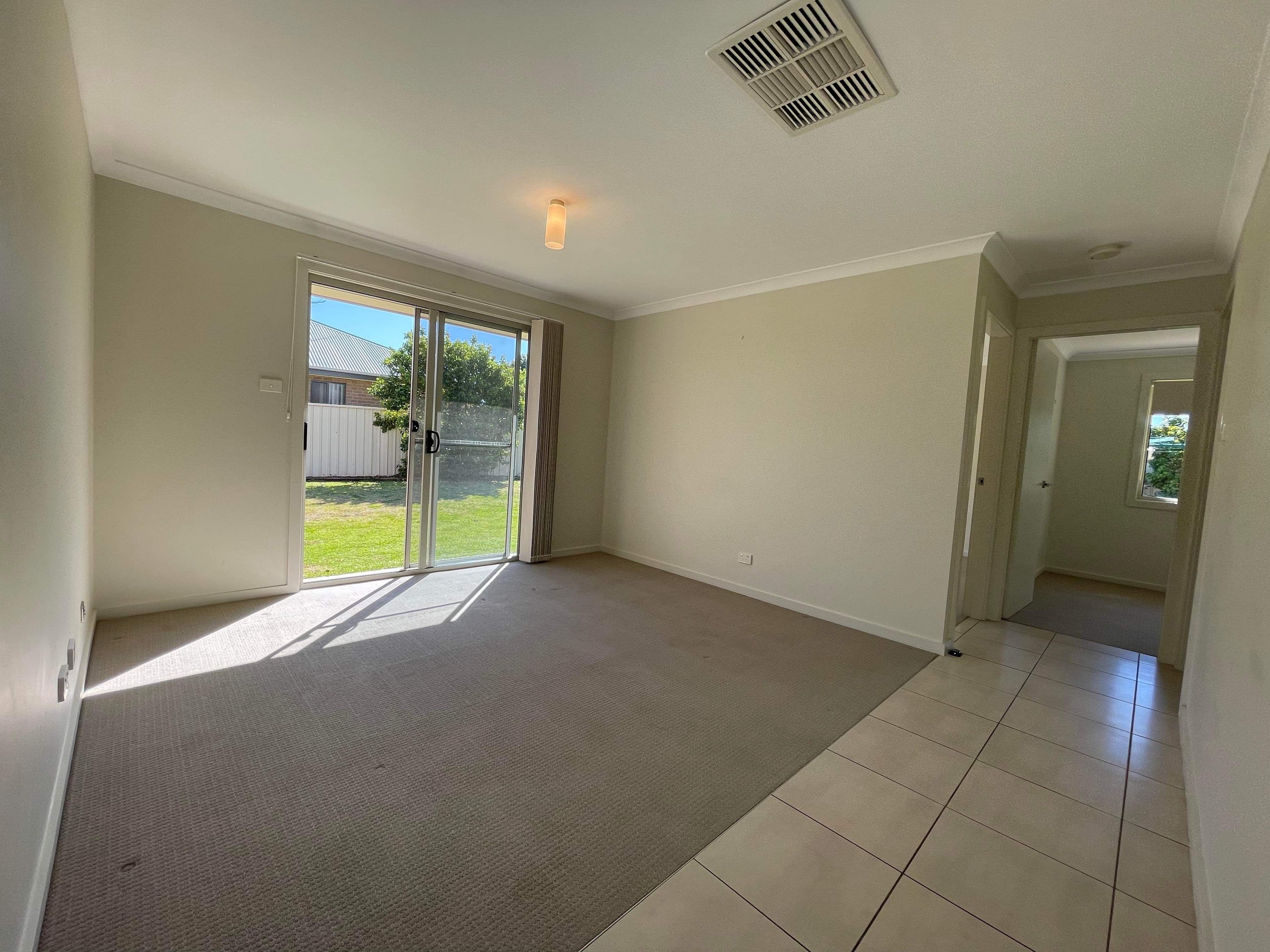10 Gillmartin Drive, Griffith NSW 2680, Griffith - Thumbnail 7